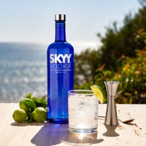 Combo Caipirinha X Caipiroska - Cachaça Sagatiba Cristalina 700ml + Vodka Skyy 750ml
