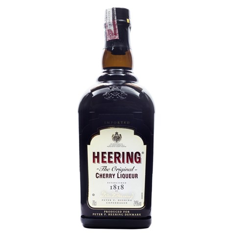 Espaço de 700ml Heering Licor Bebidas - Cereja Prime