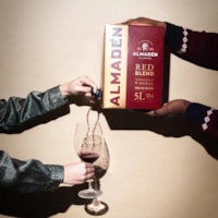 Vinho Almadén Red Blend Tempranillo & Shiraz Bag in Box 5L